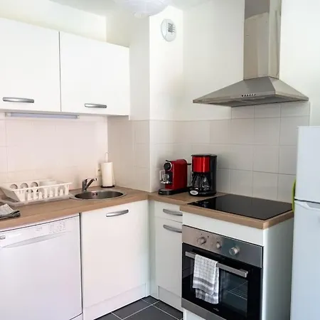 Les Lofoten : Maison Neuve Sequoia *