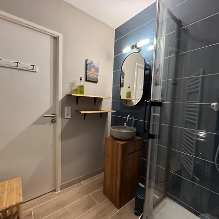 Les Lofoten : Maison Neuve Sequoia